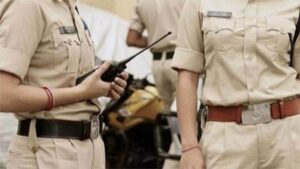 रायपुर में एक महिला कॉन्स्टेबल से ब्लैकमेल कर 4 लाख वसूल लिए