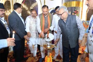 स्वास्थ्य मंत्री श्याम बिहारी जायसवाल ने द्वितीय नेशनल होम्योपैथिक सेमिनार का किया शुभारंभ